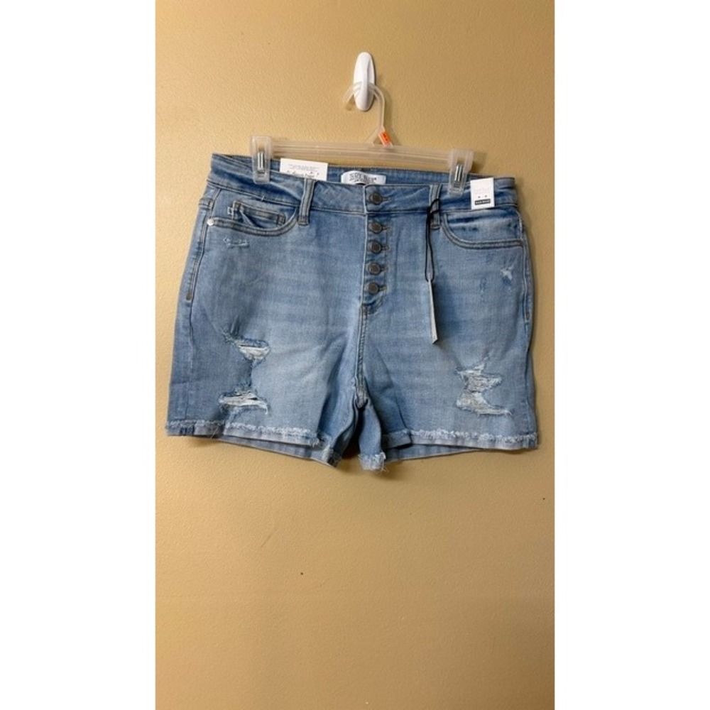 Judy Blue High Waist Button Fly Distressed Denim Shorts Light Wash XL New